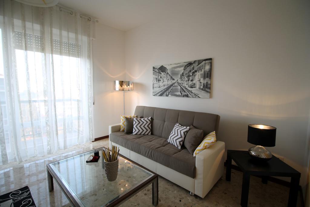 House Navigli Apartment มิลาน ภายนอก รูปภาพ